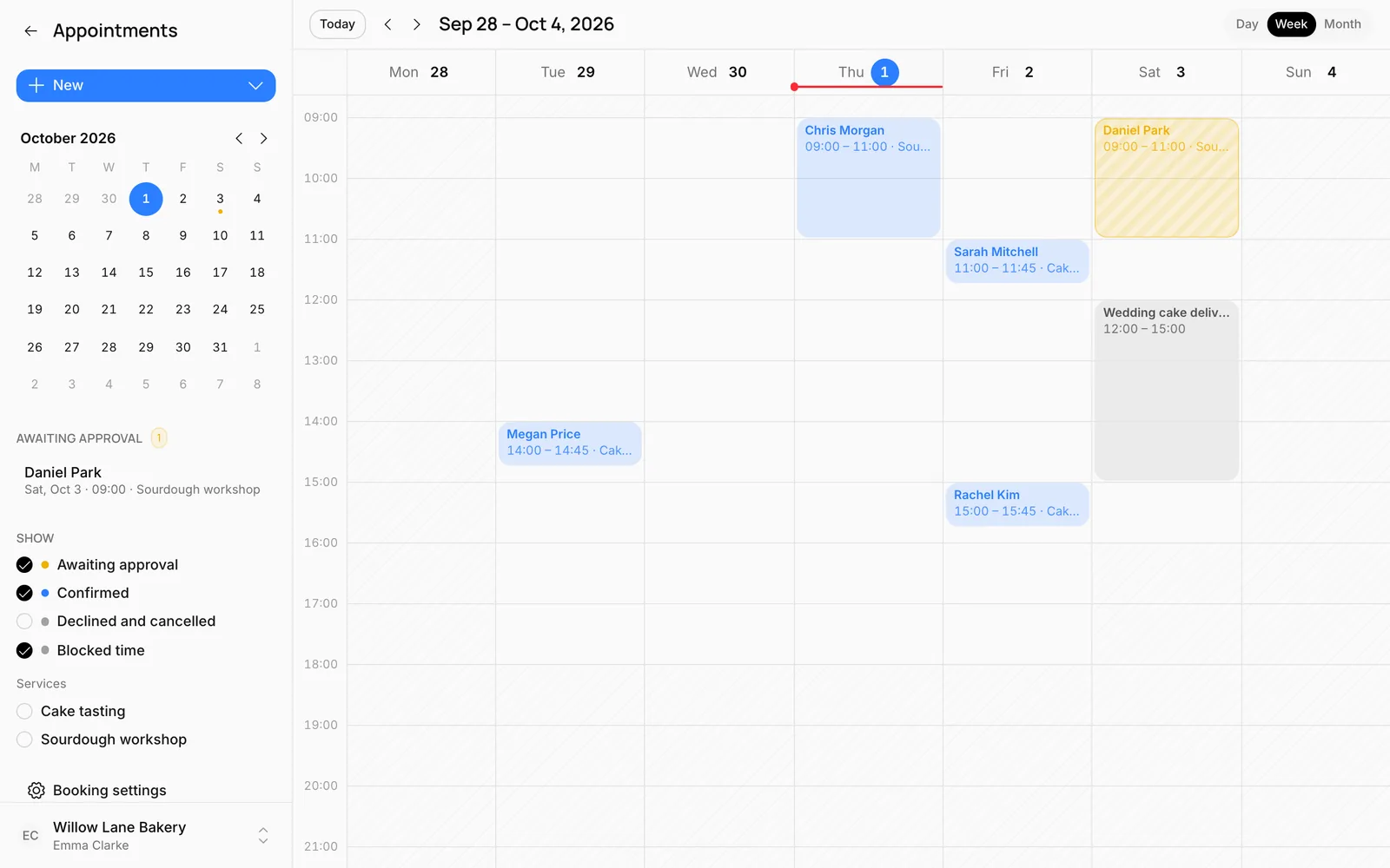 The weekly calendar: confirmed, pending and blocked times
