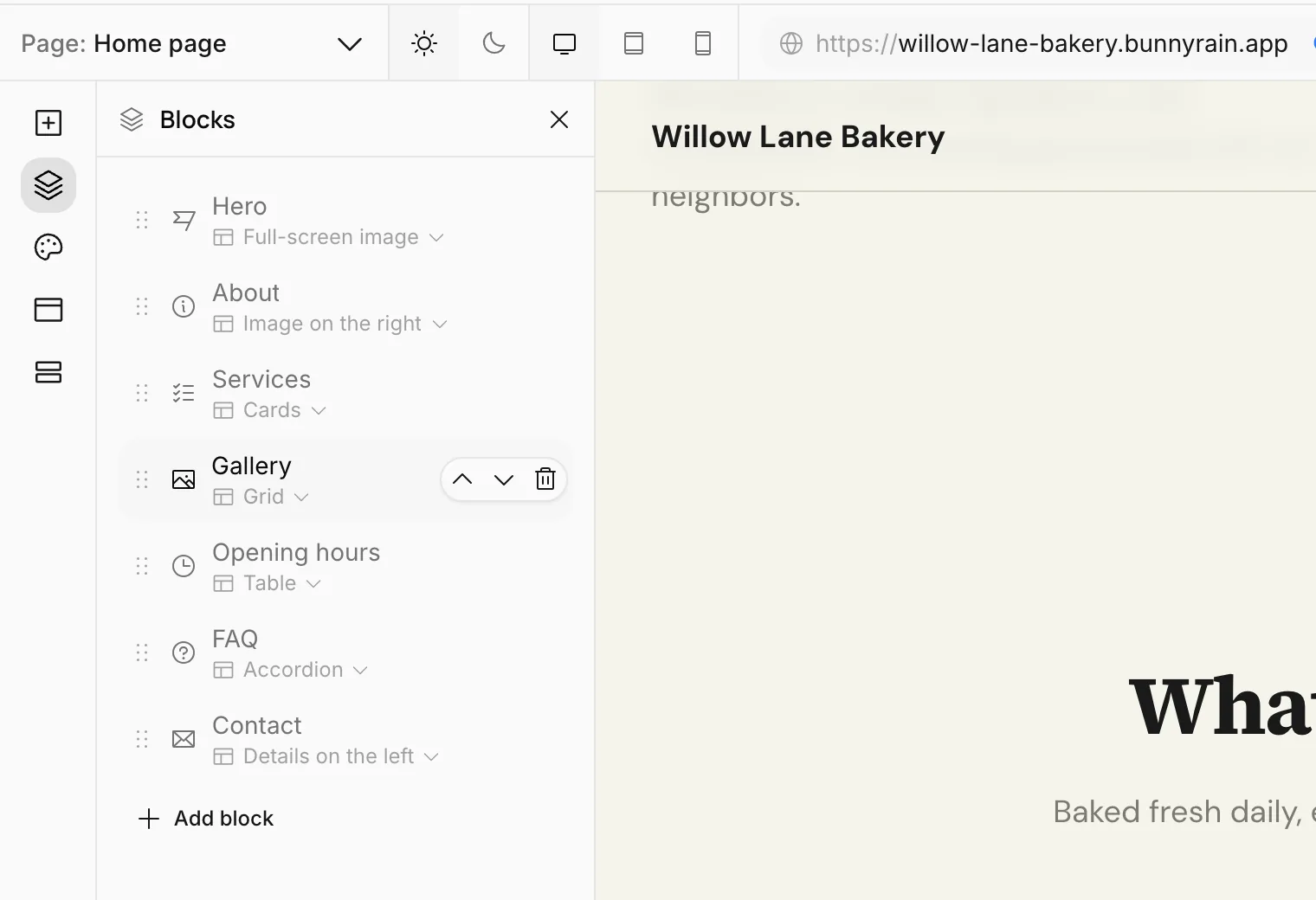Move and delete buttons that appear when hovering over a row in the Blocks panel